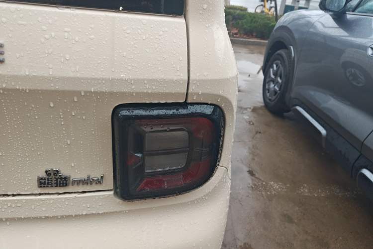 Used Geely Galaxy Panda 2025 210 km – Yuanqi Bear
