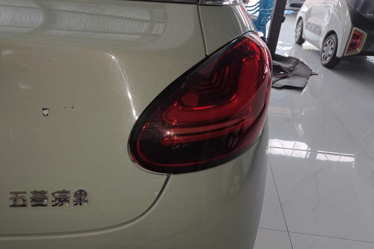 Used Wuling Bingo 2023 410 km Lingxi Deluxe Edition
