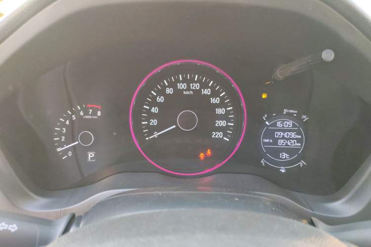 Used Honda Vezel 2019 1.5L CVT Pioneer Edition China VI
