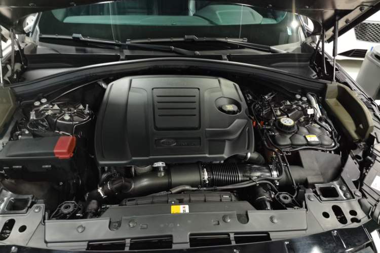 Used Land Rover Range Rover Velar 2022 250 PS Sparkling Heritage Edition
