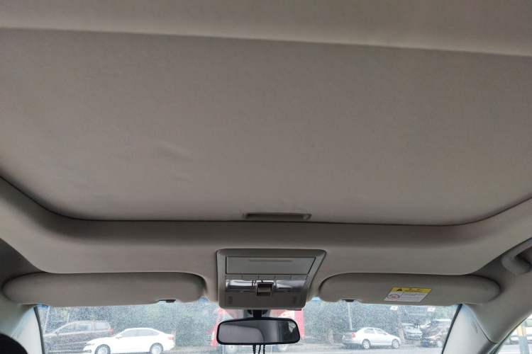 Used Chevrolet Captiva 2015 2.4L 4x4 Flagship Edition 7-Seater
