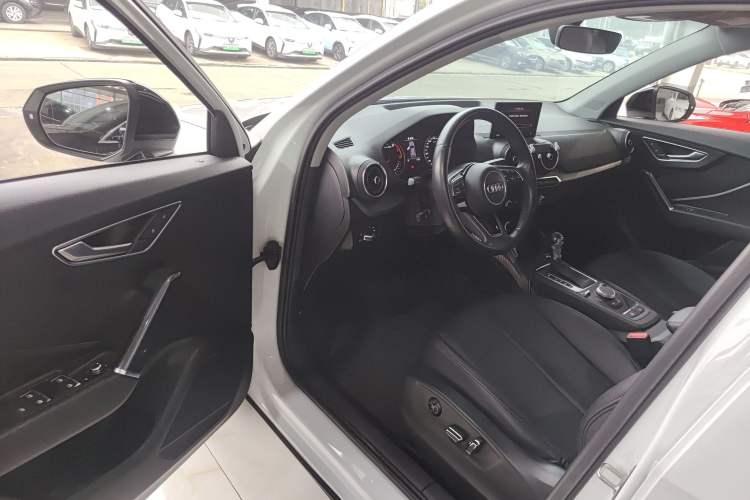 Used Audi Q2L 2018 35 TFSI Launch Exclusive Edition China VI