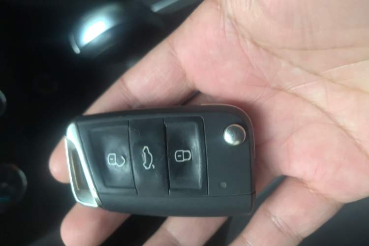 Used Volkswagen Tiguan L 2022 330TSI Automatic Two-Wheel Drive Comfort Edition