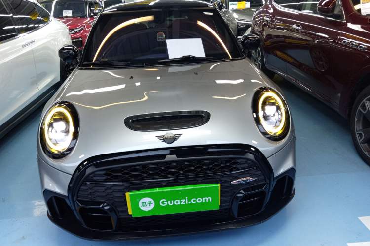 Used  MINI 2023 Updated 2.0T COOPER S Racing Driver
