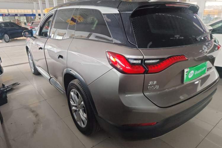 Used Nio ES8 2018 355 km Base Version 6-Seater Edition
