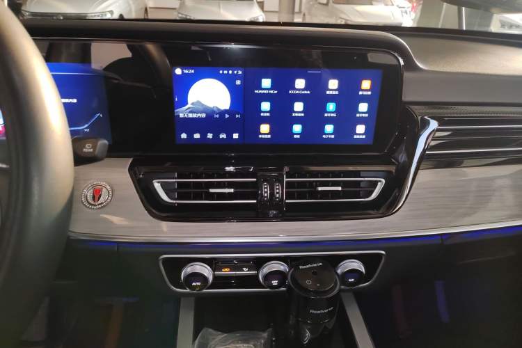 Used Hongqi HS5 2025 2.0T Two-Wheel Drive Flagship Pro Edition
