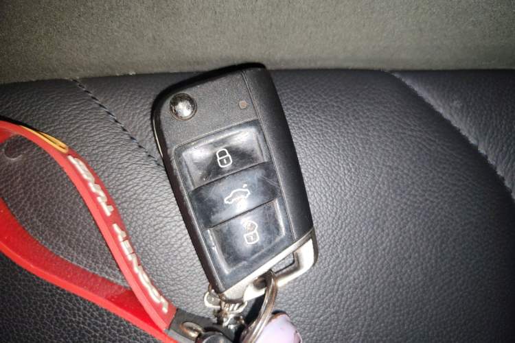 Used Volkswagen Tiguan L 2019 330TSI Automatic Two-Wheel Drive Panoramic Comfort Edition China VI Standard