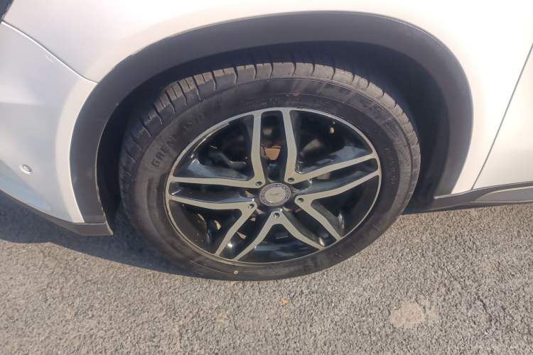 Used Mercedes-Benz GLA 2015 GLA 220 4MATIC Fashion Model
