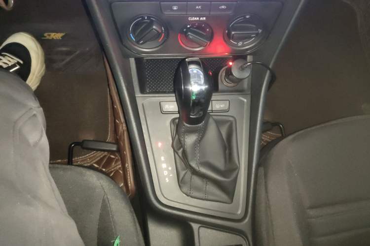 Used Volkswagen Lavida 2019 Lavida Start 1.5L Automatic Trendy Version China VI Standard