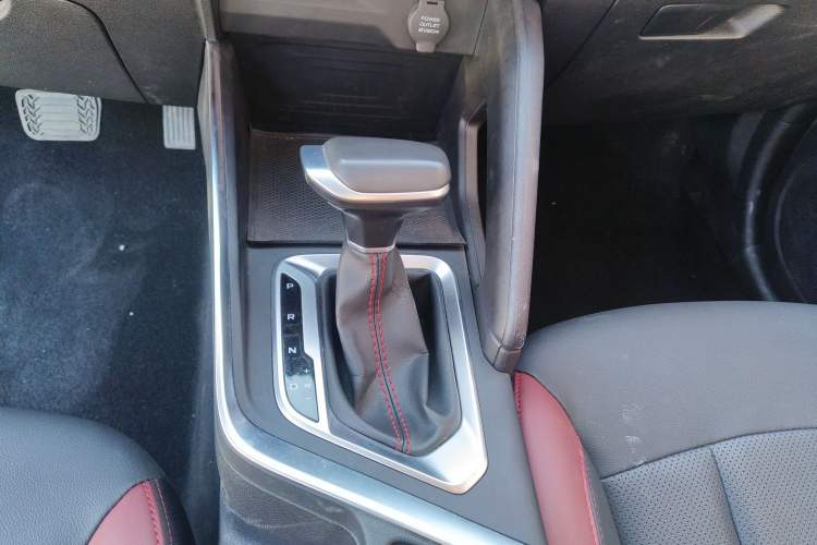 Used Geely Auto Vision X3 2021 PRO 1.5L CVT Deluxe Model
