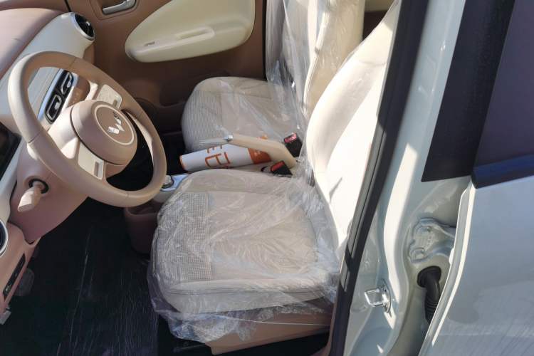 Used Wuling Hongguang MINIEV 2025 Four-Door Version Advanced Edition
