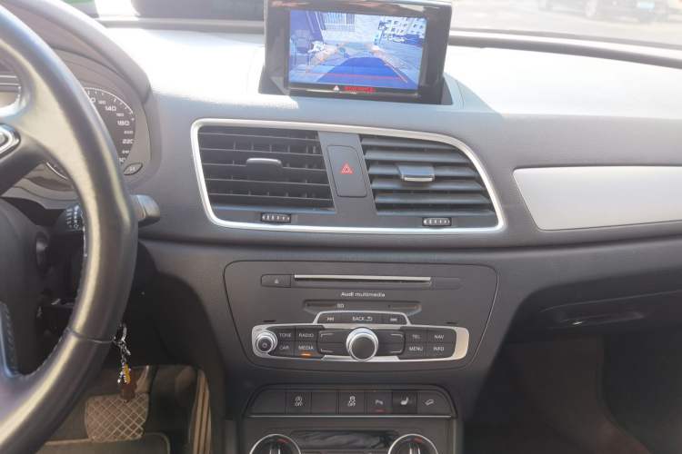 Used Audi Q3 2017 30 TFSI Fashion Model