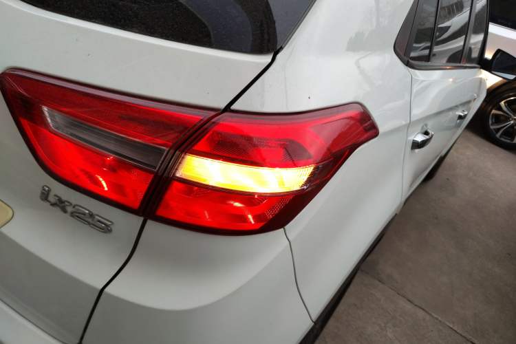 Used Hyundai ix25 2015 1.6L Automatic Two-Wheel Drive Smart GLS Trim