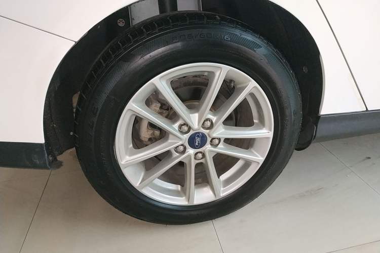 Used Ford Focus 2018 Sedan Classic EcoBoost 180 Automatic Elite Model