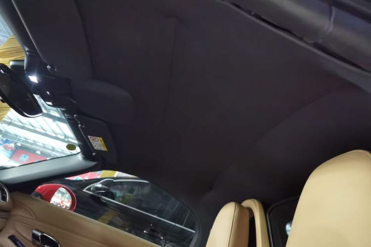 Used Porsche Boxster 2013 Boxster 2.7L
