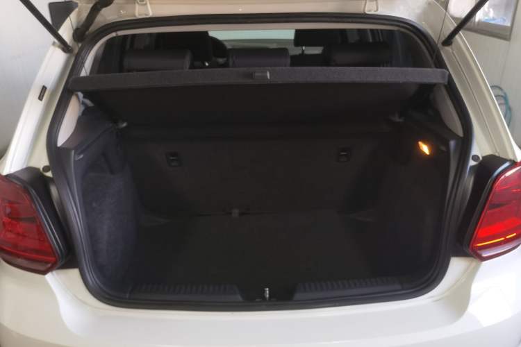 Used Volkswagen Polo 2018 1.5L Automatic Advanced Driving Model
