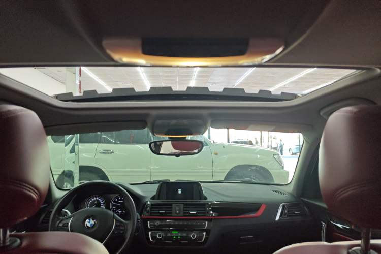 Used BMW 1 Series (Import) 2018 118i Sport Design Package
