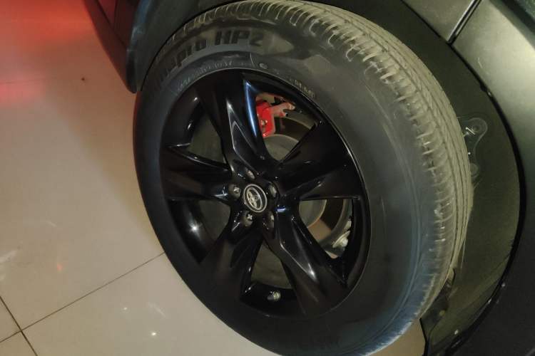 Used Toyota Highlander 2018 2.0T Four-Wheel Drive Prestige Version 7 Seats China V Emission Standard
