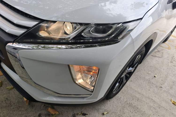 Used Mitsubishi Eclipse Cross 2018 1.5T CVT Two-Wheel Drive Fearless Edition
