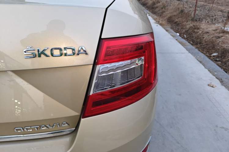 Used Skoda Octavia 2015 1.6L Automatic Yijun Edition