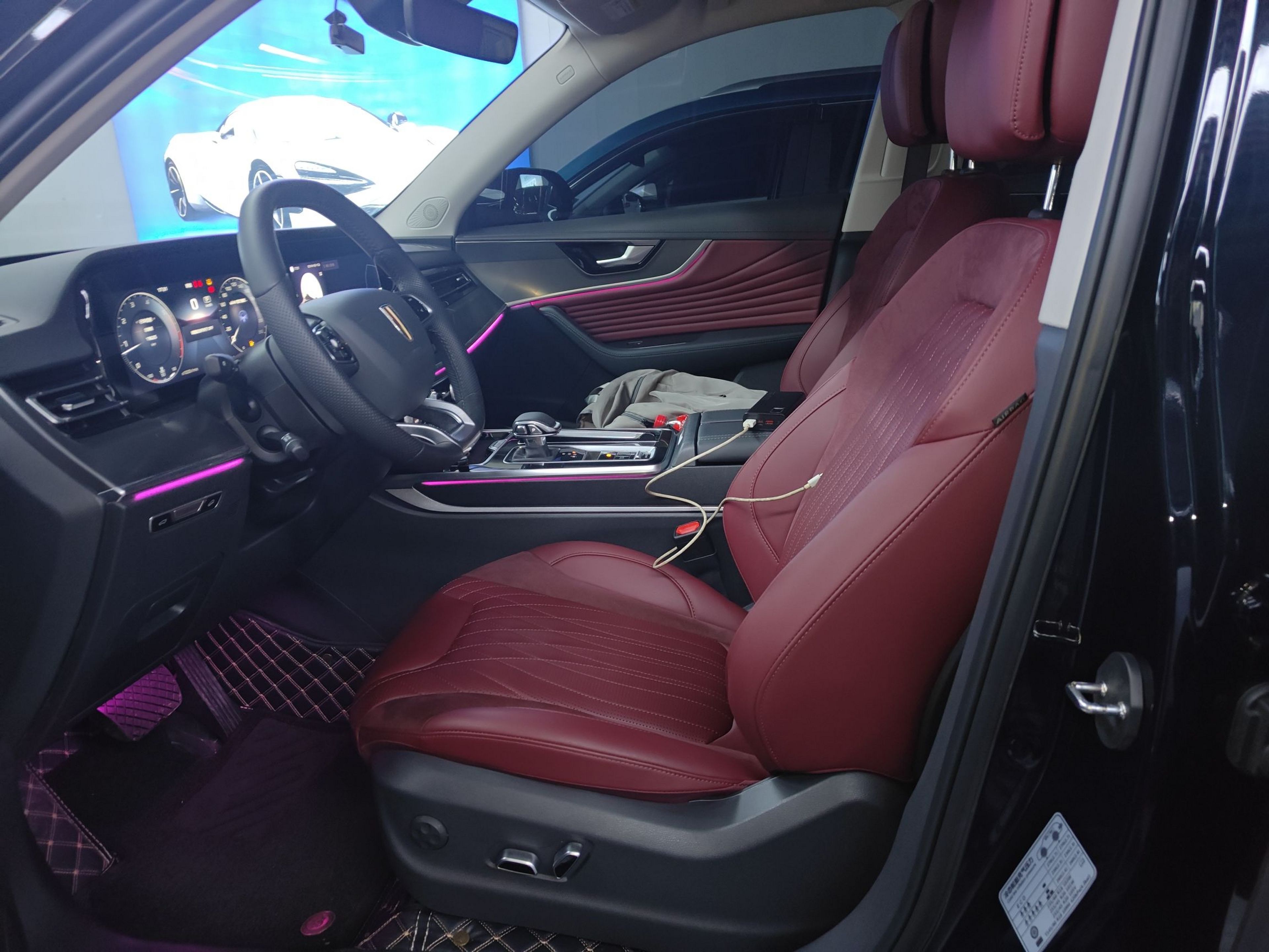 المقاعد الأمامية داخل السيارة