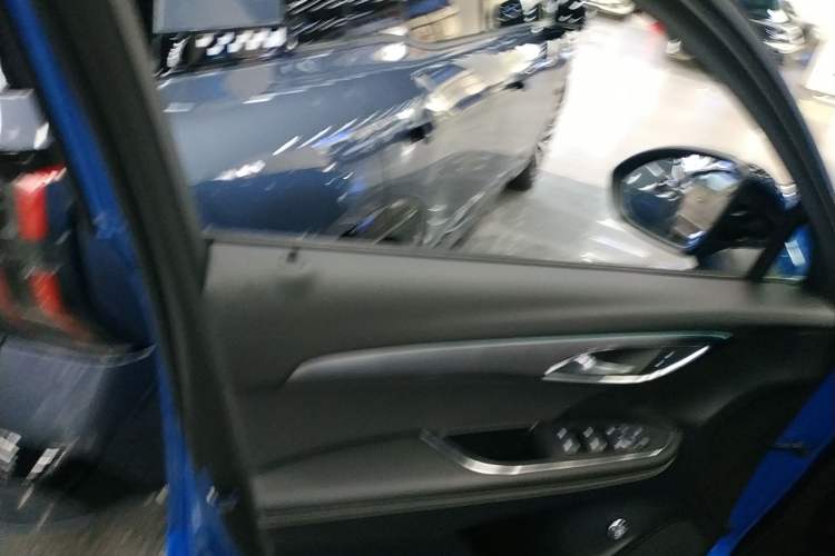 Used Buick Envision 2024 Encore S 25T Ignite Black Style Edition