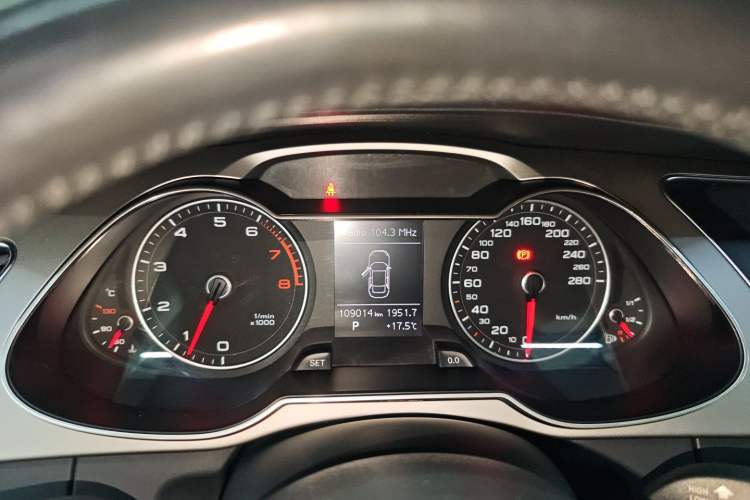 Used Audi A4L 2013 35 TFSI Automatic Standard Model
