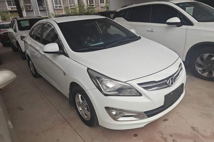 Used Hyundai Verna 2014 1.4L Manual Smart GLS Trim
