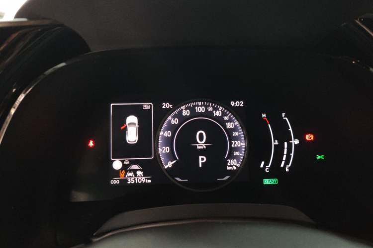 Used Lexus RX 2023 350h Two-Wheel Drive Enjoyment Version
