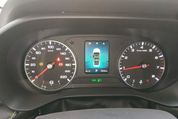 Used Roewe i5 2021 1.5L CVT Platinum Edition
