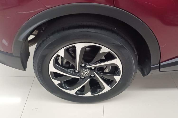 Used Toyota IZOA 2018 2.0L Yichi Version China VI Standard
