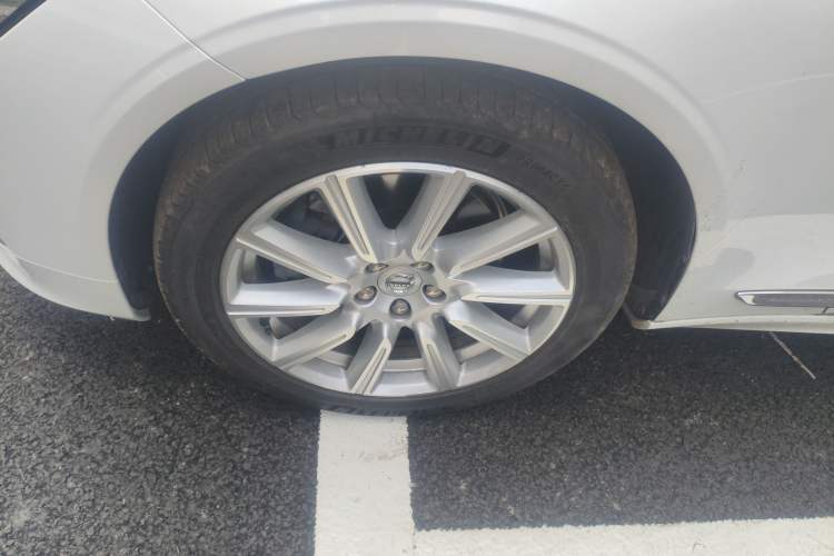 Used Volvo S90 2020 T5 Zhiyi Luxury Edition