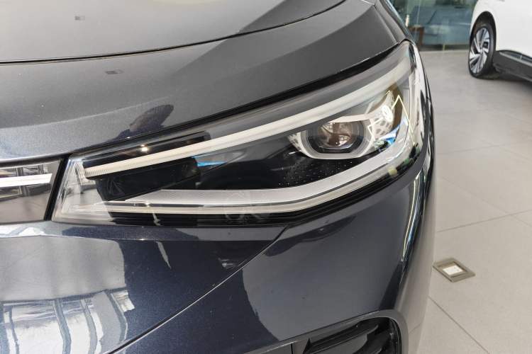 Used Volkswagen ID.4 CROZZ 2024 PRIME