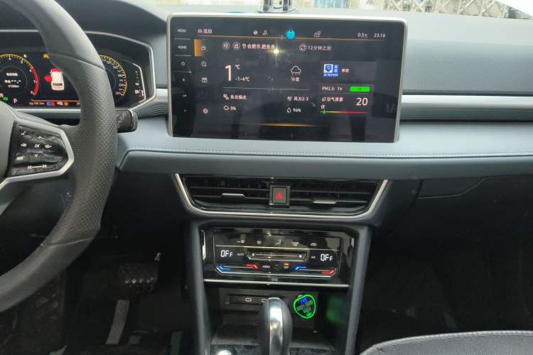 Used Volkswagen Tharu 2023 300TSI Two-Wheel-Drive Full Moon Edition
