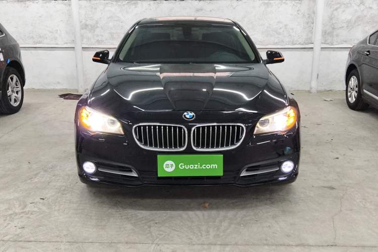 Used BMW 5 Series 2014 520Li Elegant Model
