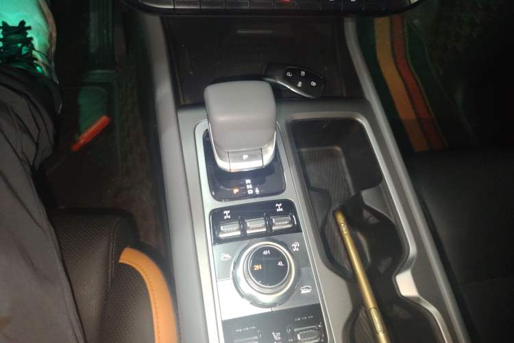 Used Beijing Auto BJ40 2024 2.0T All-New Urban Hunter Edition Ultimate Version
