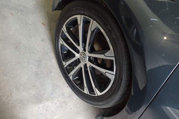 Used Volkswagen Golf 2016 1.4TSI Automatic R-Line
