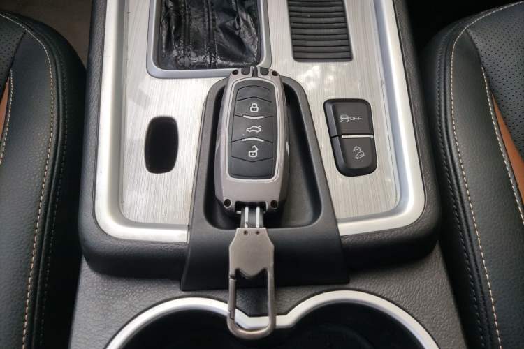 Used Geely Auto Vision X6 2016 1.3T CVT Luxury Model
