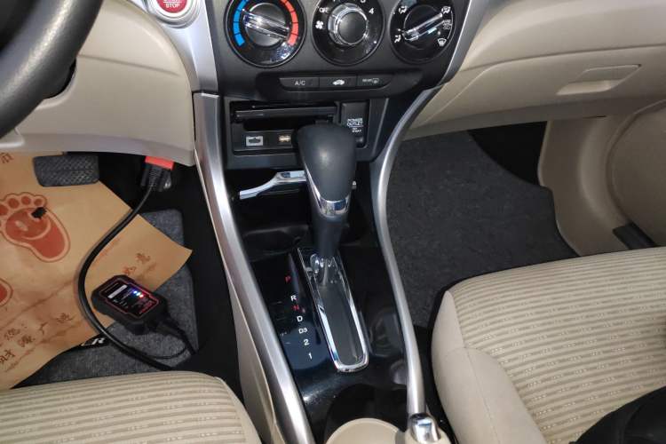 Used Honda Crider 2015 1.8L Automatic Luxury Edition
