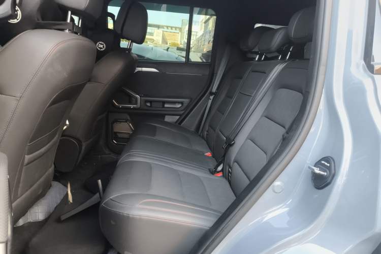 Used JETOUR Traveler 2023 2.0T All-Wheel Drive Conquer PRO
