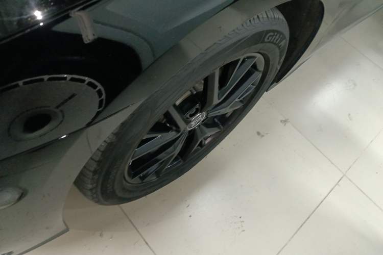 Used BYD Han 2023 DM-i Champion Edition 121KM Prestige Model
