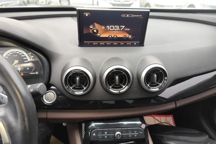 Used Wey VV7 2017 2.0T Flagship Edition
