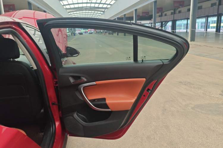 Used Buick Regal 2015 1.6T Elite Tech Model
