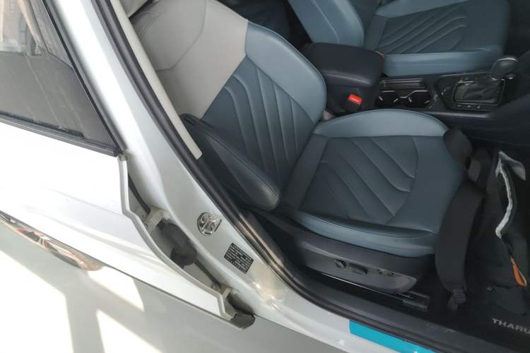 Used Volkswagen Tharu 2024 300TSI Two-Wheel-Drive Moon Luxury Edition