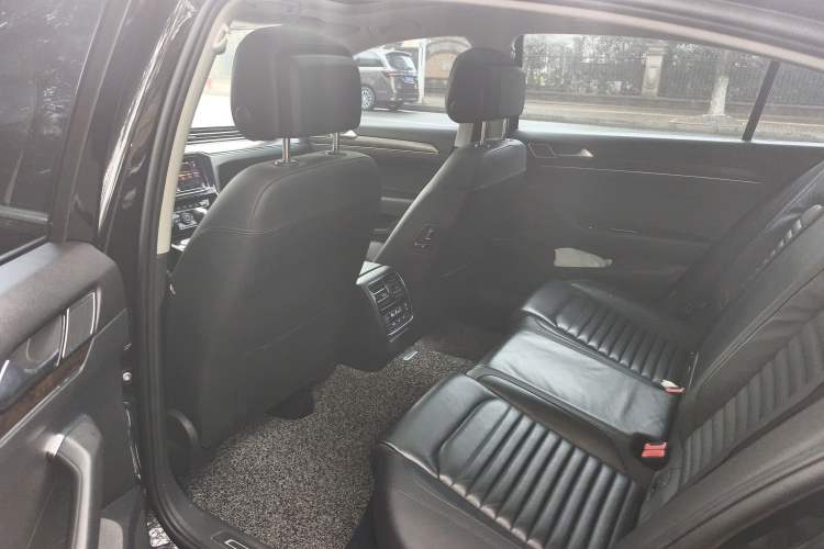 Used Volkswagen Magotan 2019 330TSI DSG Luxury Version China VI Standard