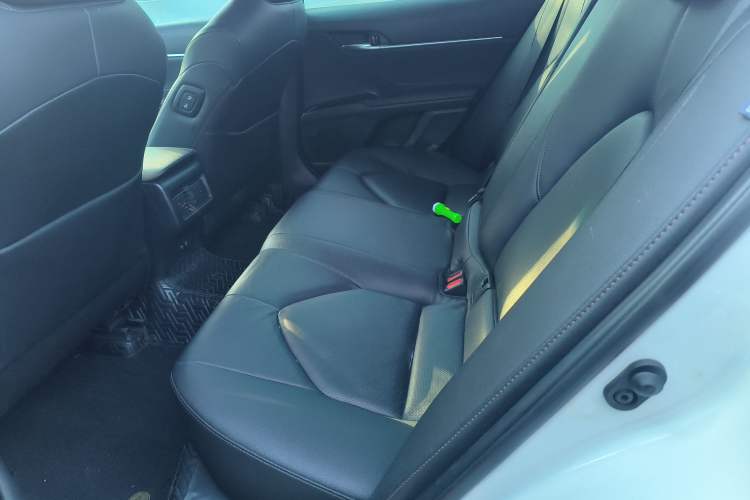 Used Toyota Camry 2019 Revised Version 2.0G Luxury Edition
