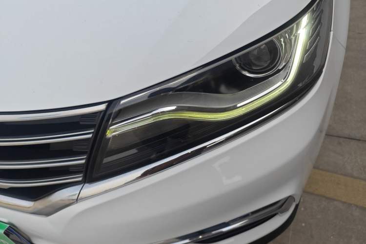 Used Roewe RX5 2016 20T Two-Wheel Drive Automatic Flagship Edition
