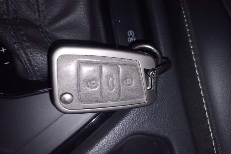 Used Volkswagen Tiguan L 2018 330TSI Automatic Two-Wheel Drive Luxury Edition
