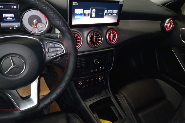 Used Mercedes-Benz GLA 2016 GLA 200 Fashion Model
