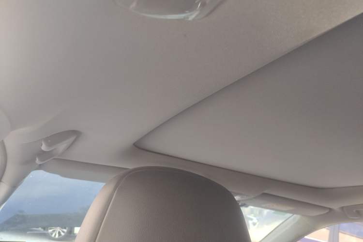 Used Toyota Highlander 2018 2.0T Four-Wheel Drive Luxury Edition 7 Seats China V Emission Standard
